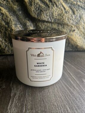 White Barn White Gardenia Scented Candle - White 14.5 oz